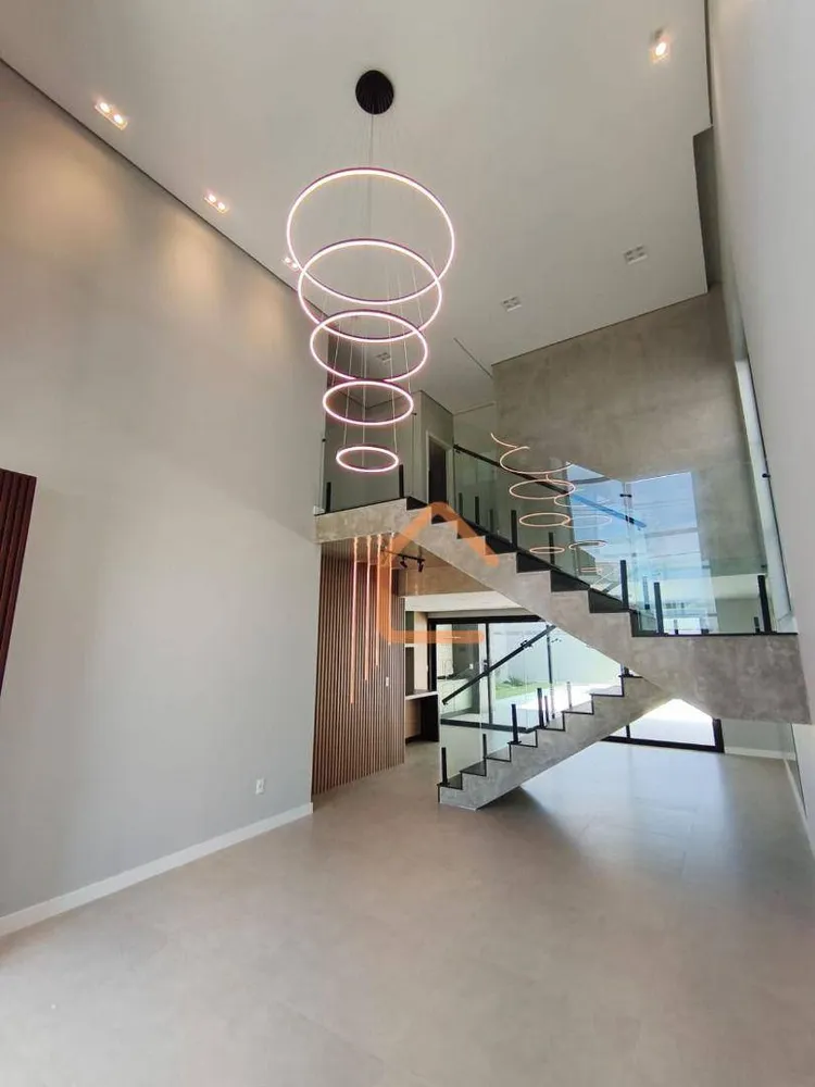 Casa, 3 quartos, 236 m² - Foto 2