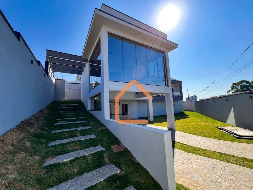 Casa, 3 quartos, 170 m² - Foto 1