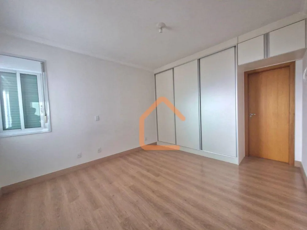 Casa, 3 quartos, 237 m² - Foto 9