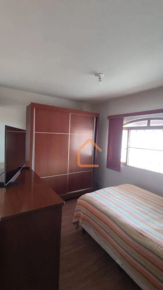 Casa, 4 quartos, 219 m² - Foto 7