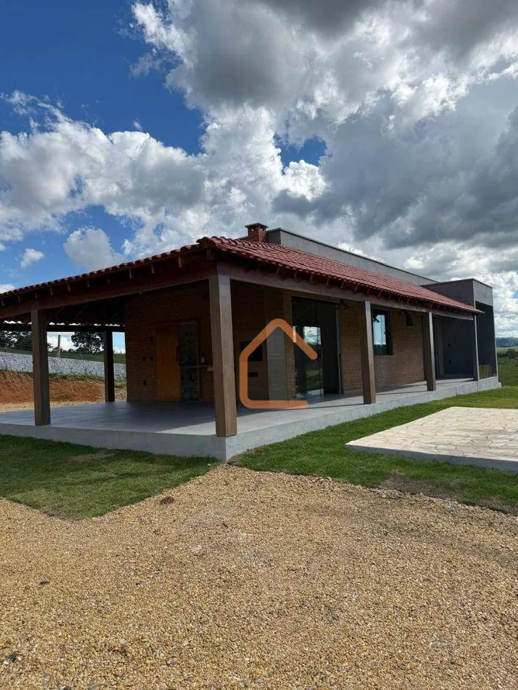 Chácara, 3 quartos, 5000 m² - Foto 1