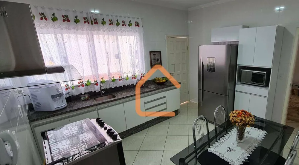 Casa, 3 quartos, 105 m² - Foto 1