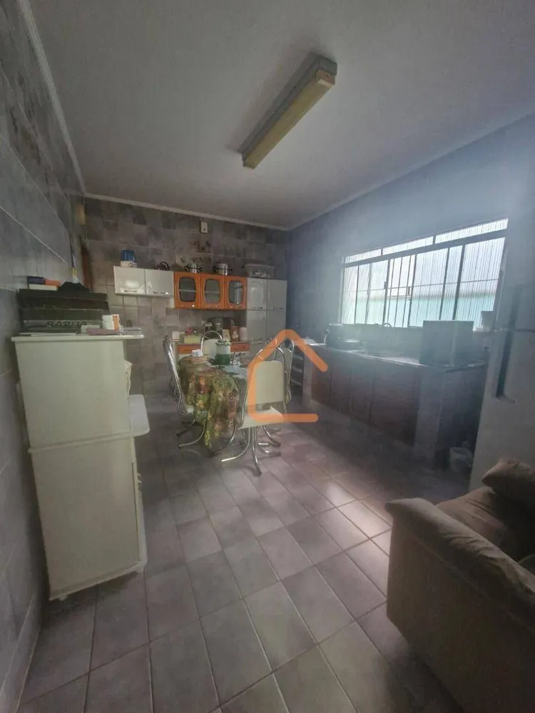 Casa, 3 quartos, 165 m² - Foto 11