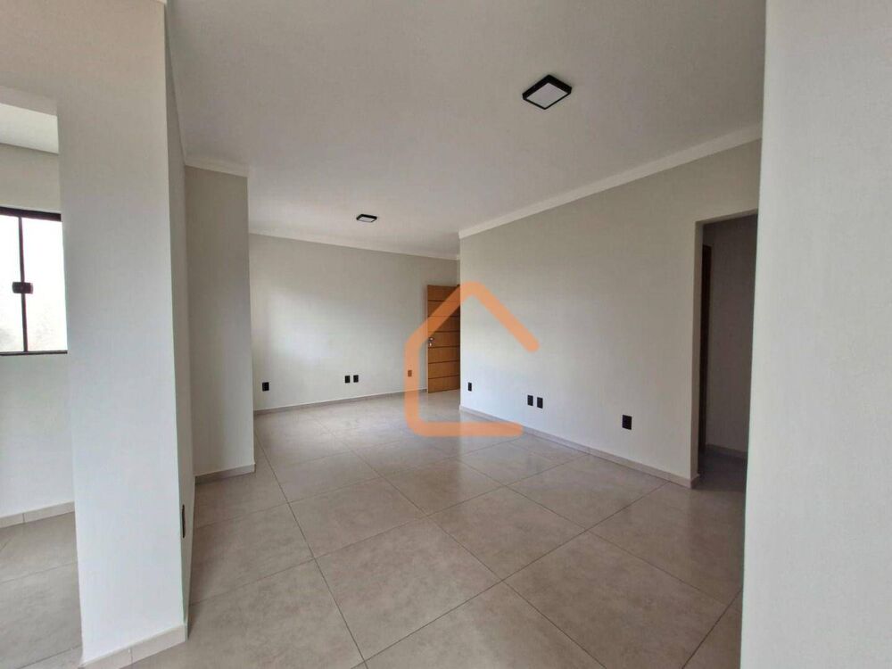 Apartamento à venda com 3 quartos, 78m² - Foto 3