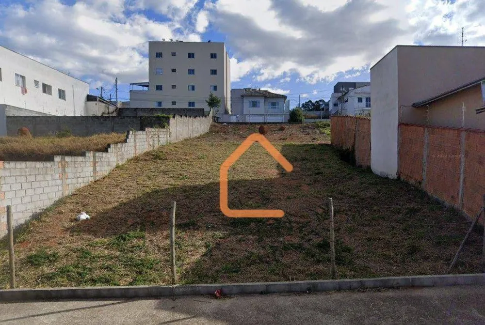 Terreno, 240 m² - Foto 1