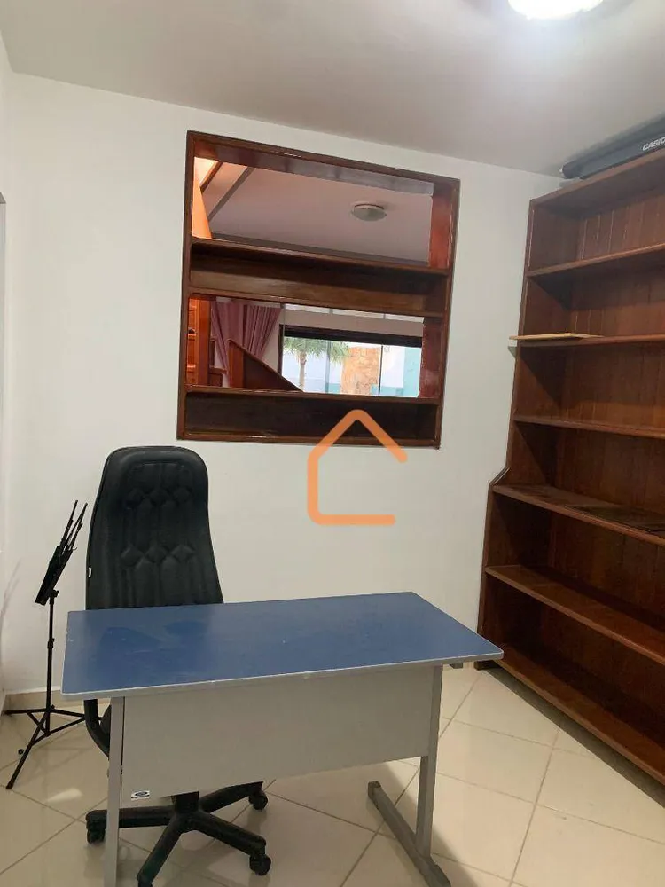 Casa, 3 quartos, 242 m² - Foto 7