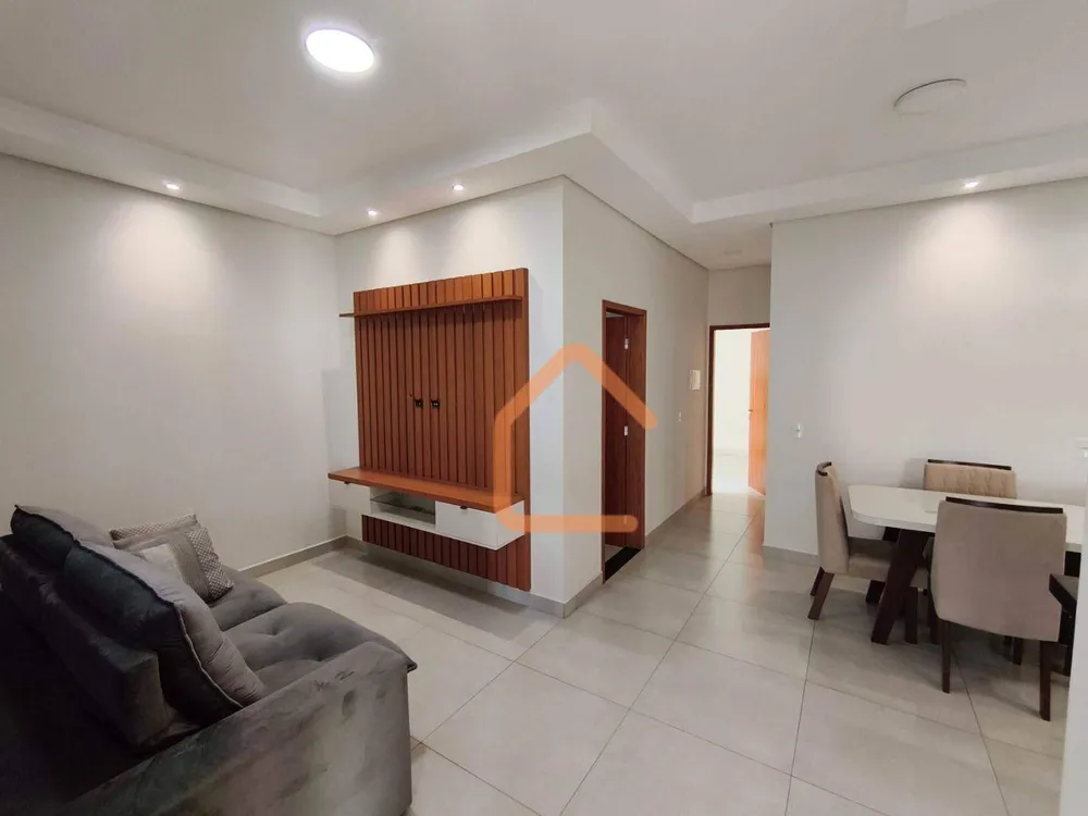 Casa, 2 quartos, 82 m² - Foto 1
