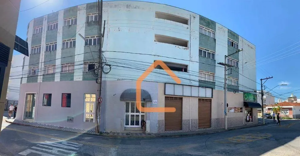 Apartamento, 3 quartos, 143 m² - Foto 1
