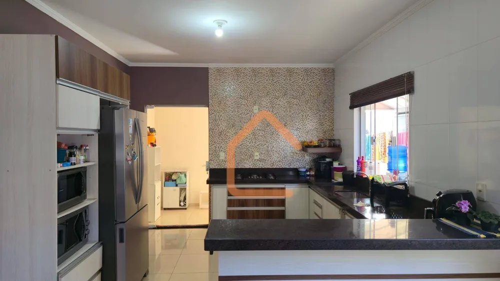 Casa, 3 quartos, 160 m² - Foto 2