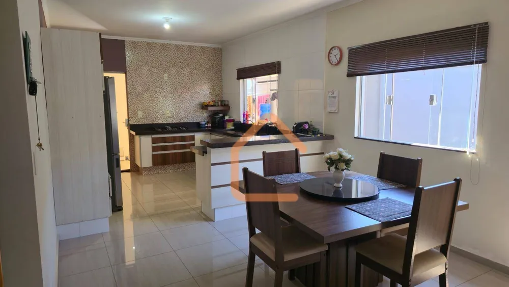 Casa, 3 quartos, 160 m² - Foto 1