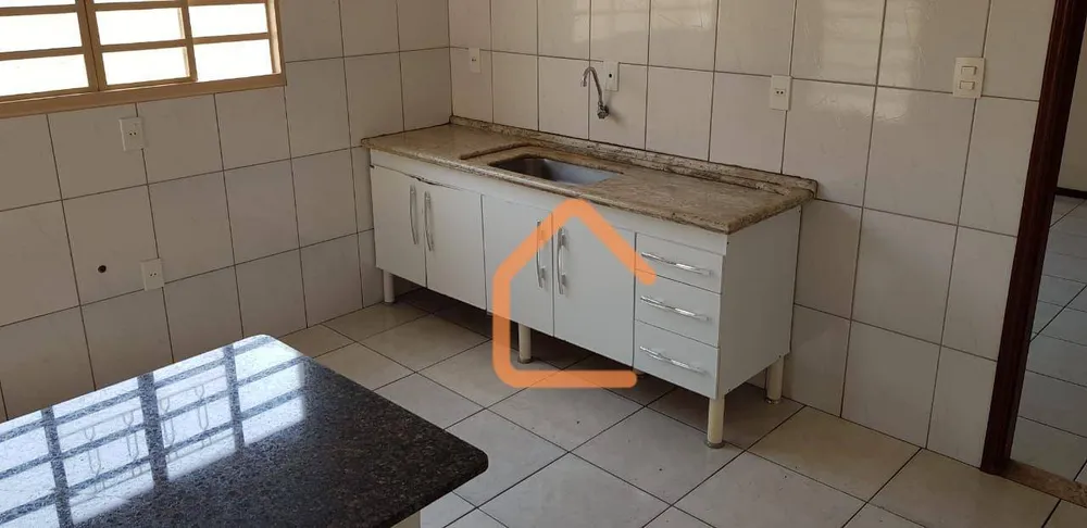 Casa, 3 quartos, 166 m² - Foto 1