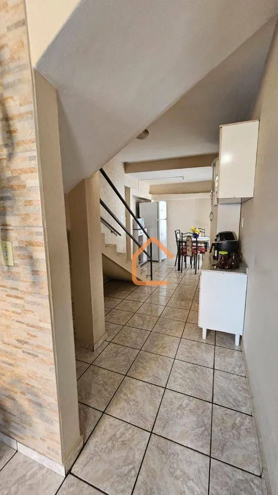 Casa, 3 quartos, 127 m² - Foto 3