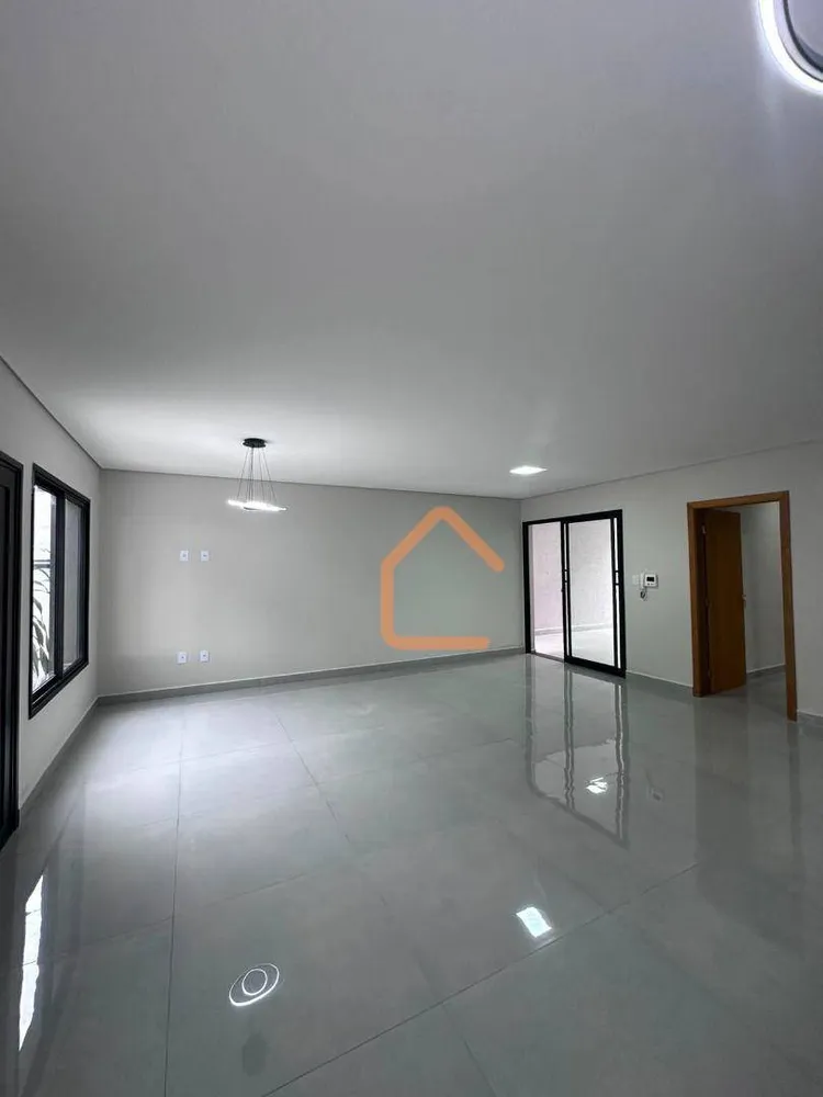 Casa, 3 quartos, 180 m² - Foto 4