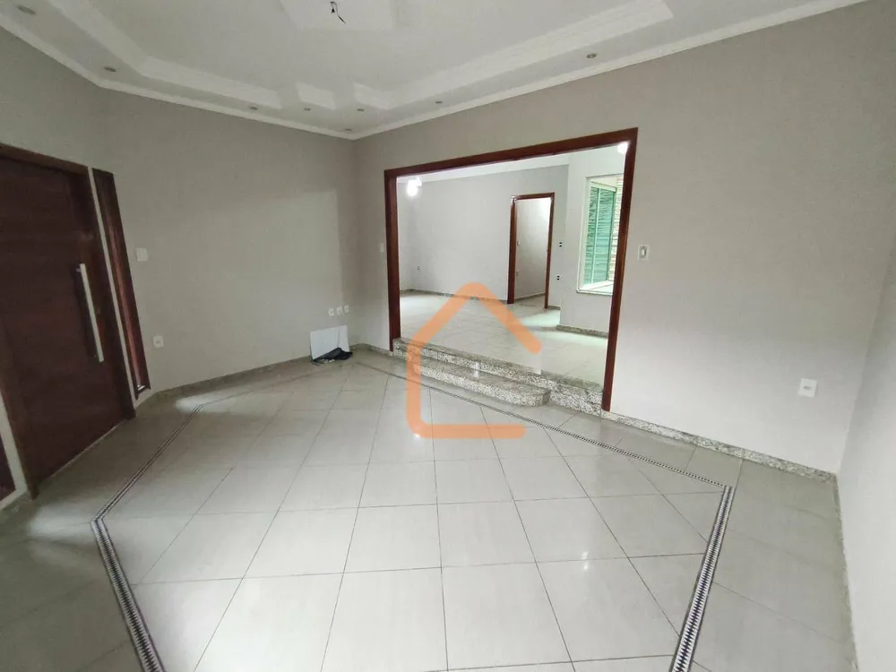 Casa, 3 quartos, 179 m² - Foto 3