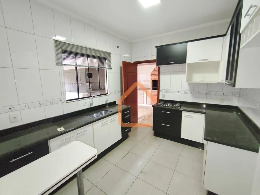 Casa, 3 quartos, 179 m² - Foto 5