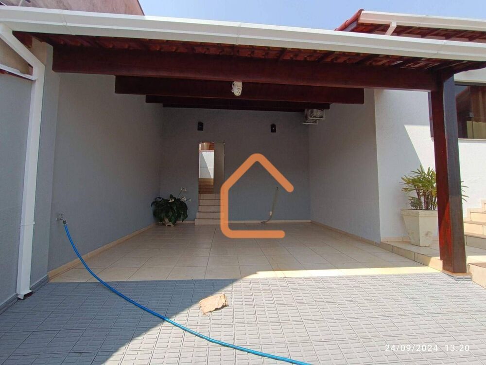 Casa à venda com 3 quartos, 123m² - Foto 8