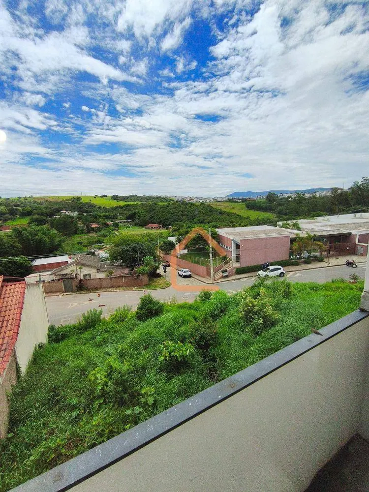 Casa, 3 quartos, 99 m² - Foto 2