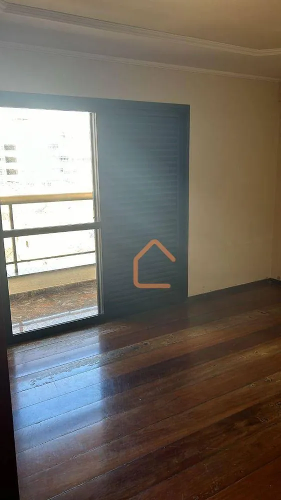 Apartamento, 3 quartos, 140 m² - Foto 11