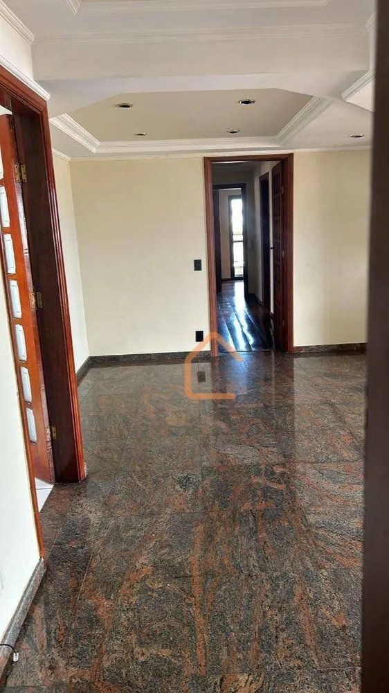 Apartamento, 3 quartos, 140 m² - Foto 1
