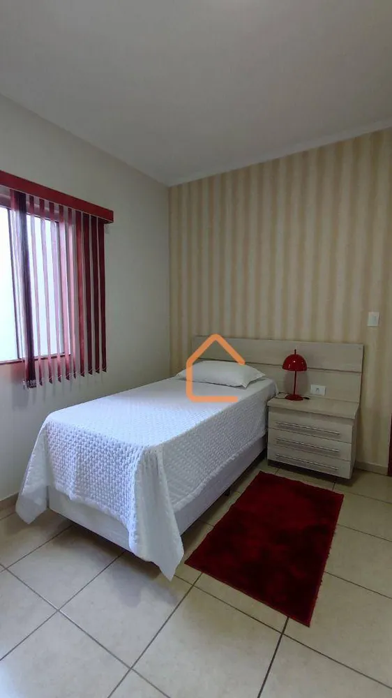 Casa, 3 quartos, 270 m² - Foto 3