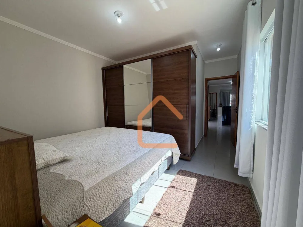 Casa, 3 quartos, 187 m² - Foto 2