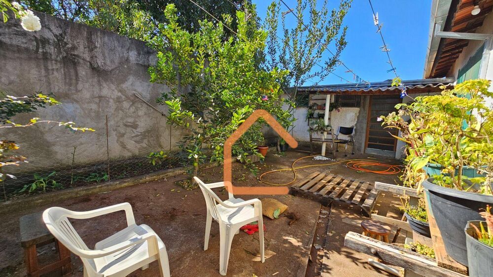 Casa à venda com 2 quartos, 145m² - Foto 29