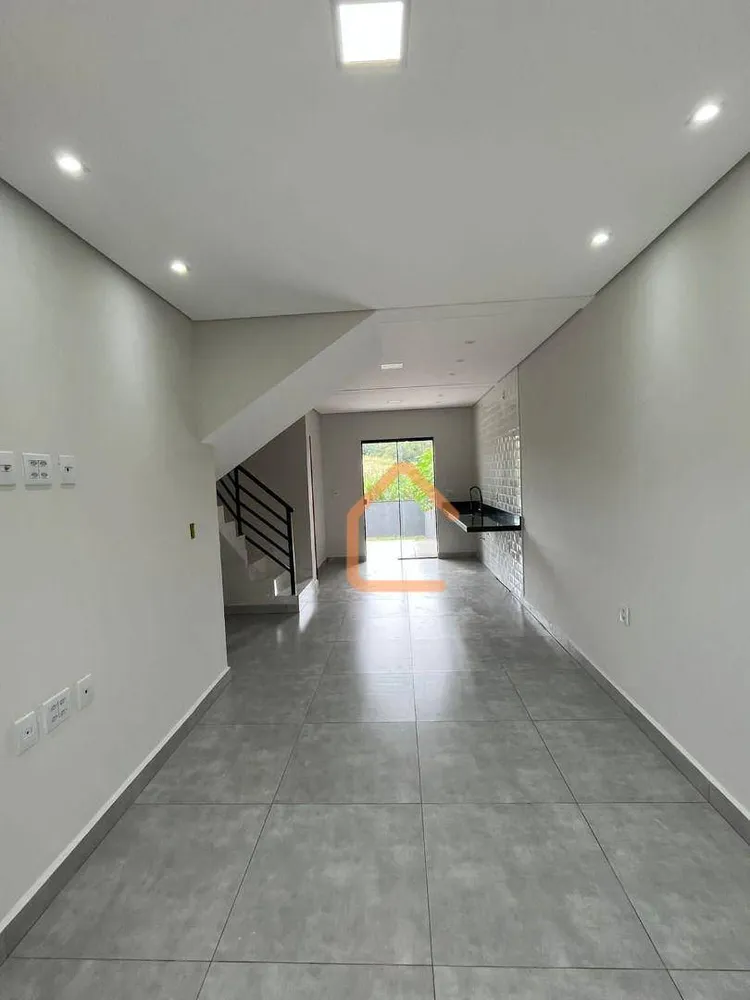 Sobrado, 3 quartos, 131 m² - Foto 2
