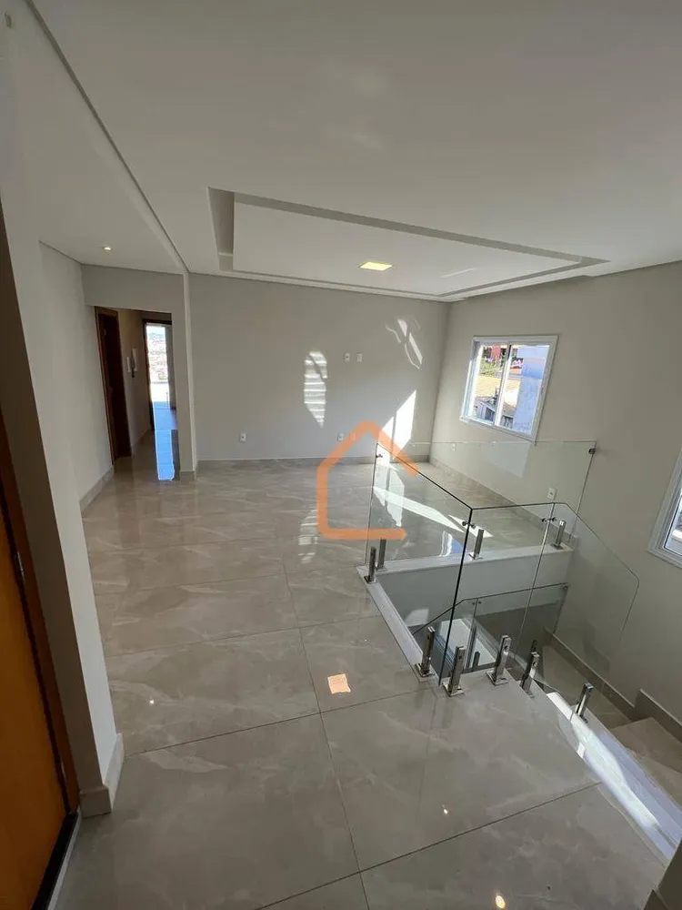 Casa, 3 quartos, 280 m² - Foto 12