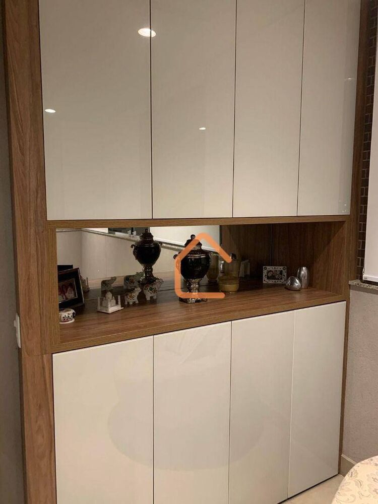 Apartamento à venda com 4 quartos, 200m² - Foto 3