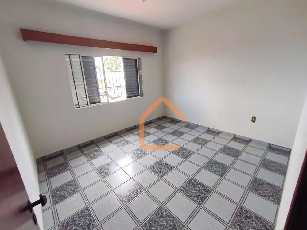 Casa, 3 quartos, 205 m² - Foto 2