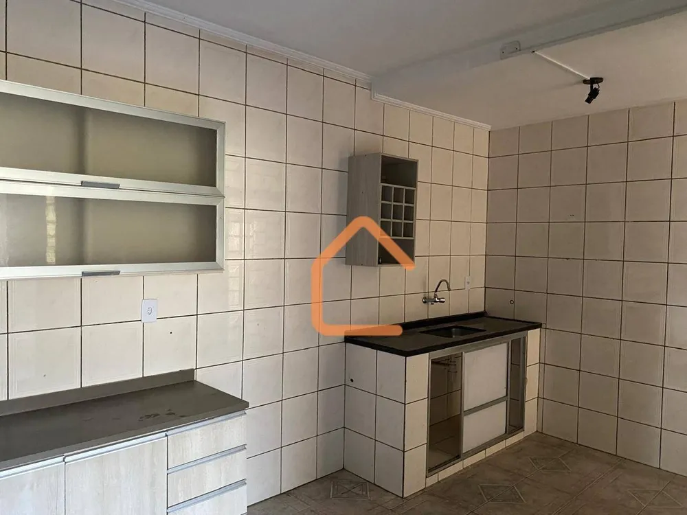 Casa, 3 quartos, 147 m² - Foto 2