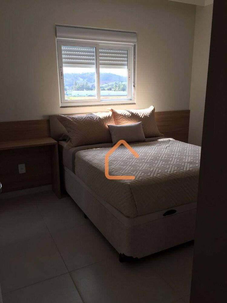 Apartamento à venda com 2 quartos, 130m² - Foto 1