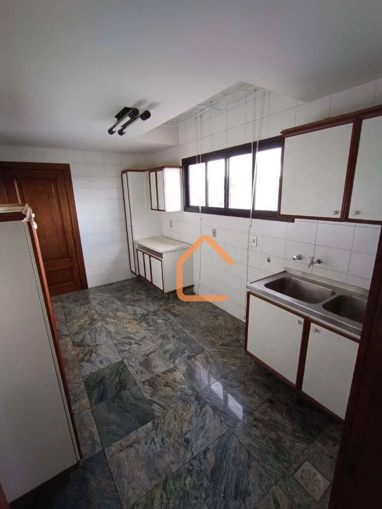 Apartamento, 3 quartos, 227 m² - Foto 7