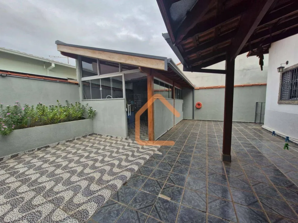 Casa, 3 quartos, 193 m² - Foto 1