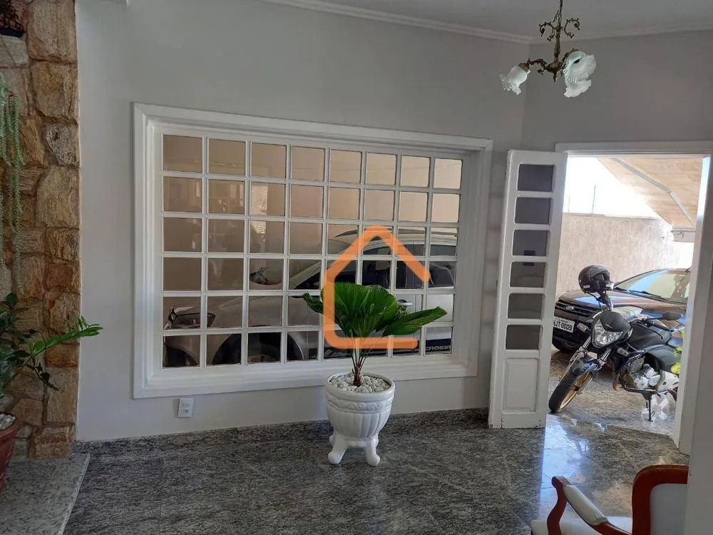 Casa, 3 quartos, 251 m² - Foto 4