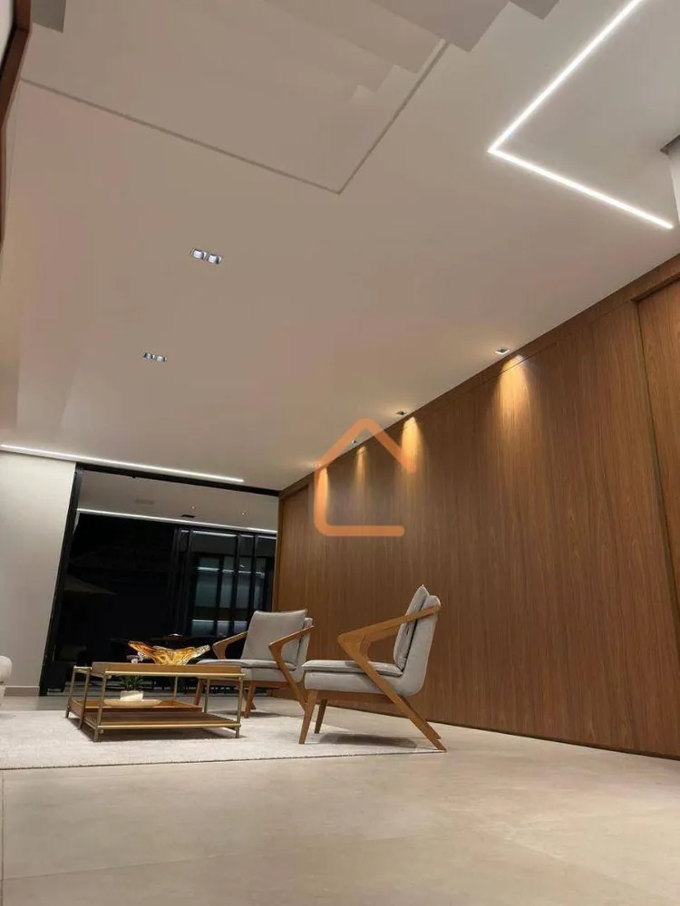 Casa, 3 quartos, 298 m² - Foto 1