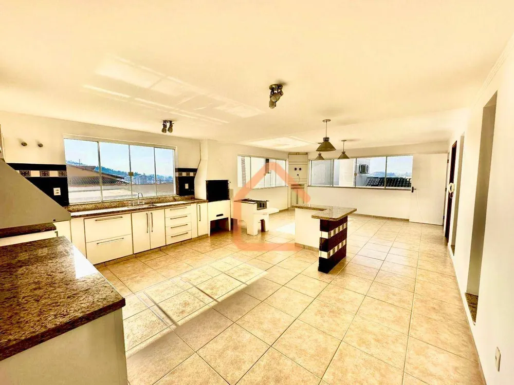 Casa, 3 quartos, 426 m² - Foto 2