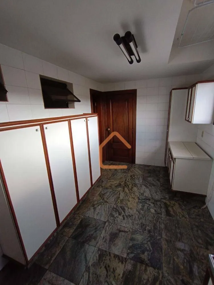 Apartamento, 3 quartos, 227 m² - Foto 4
