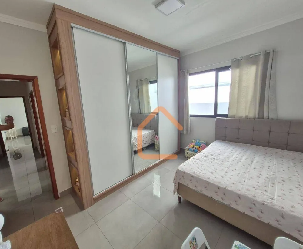 Casa, 3 quartos, 156 m² - Foto 9