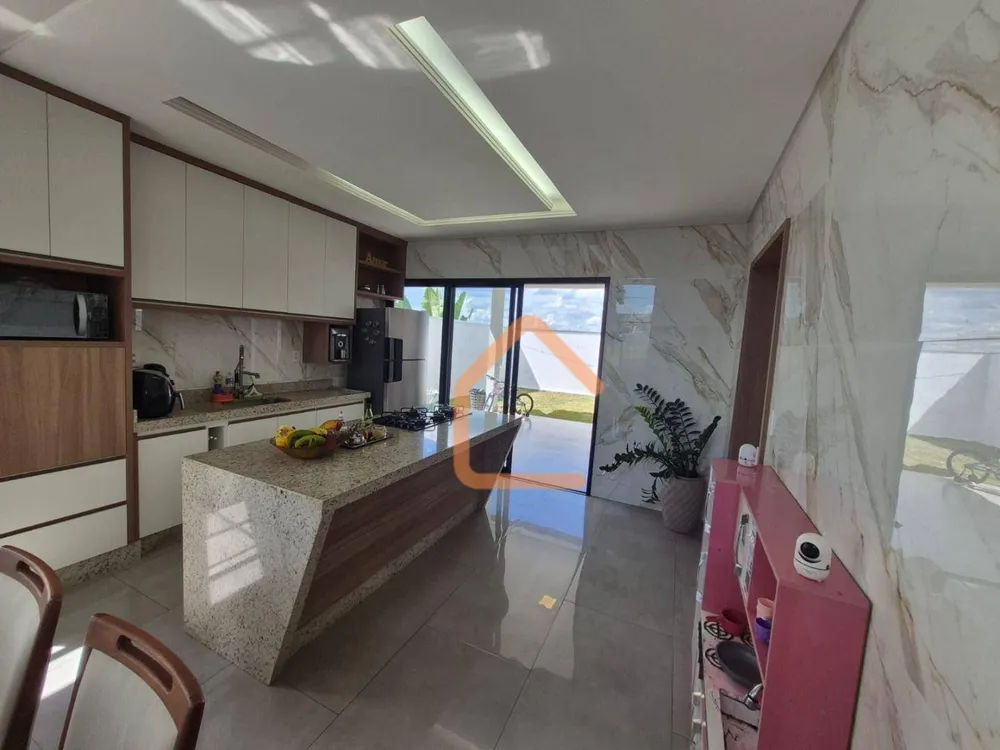 Casa, 3 quartos, 156 m² - Foto 3