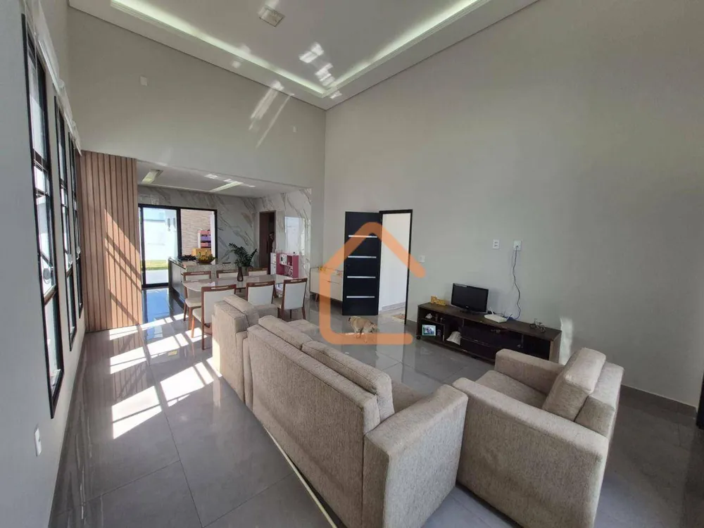 Casa, 3 quartos, 156 m² - Foto 2