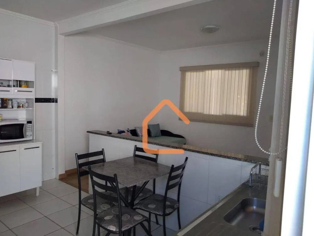 Casa, 2 quartos, 109 m² - Foto 1