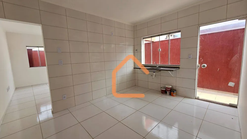 Casa, 3 quartos, 92 m² - Foto 1