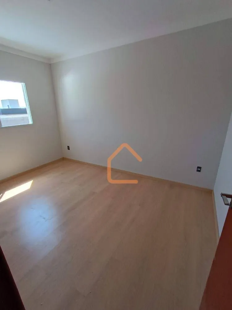Casa, 3 quartos, 175 m² - Foto 2