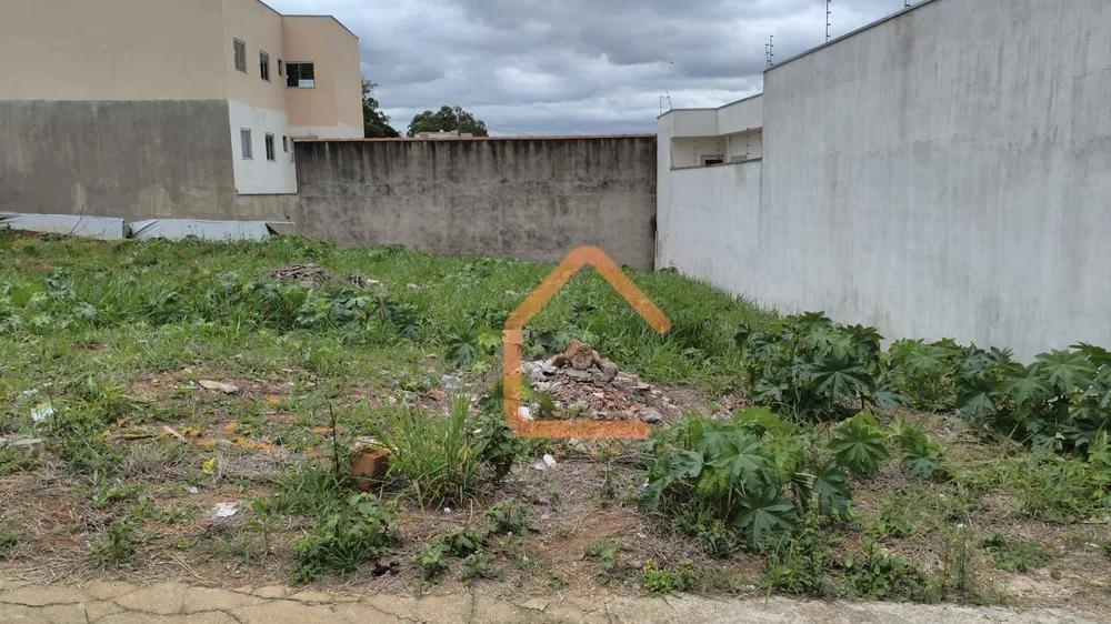 Terreno, 300 m² - Foto 1