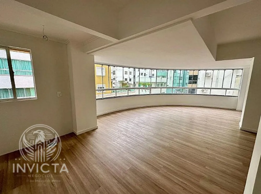 Apartamento, 4 quartos, 201 m² - Foto 2