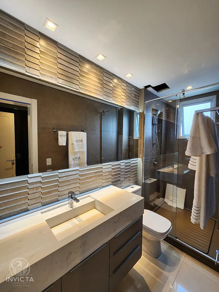 Apartamento, 3 quartos, 150 m² - Foto 1