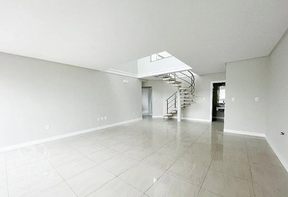 Apartamento, 4 quartos, 206 m² - Foto 1