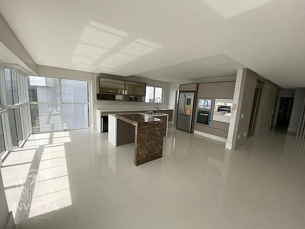 Apartamento, 4 quartos, 237 m² - Foto 2