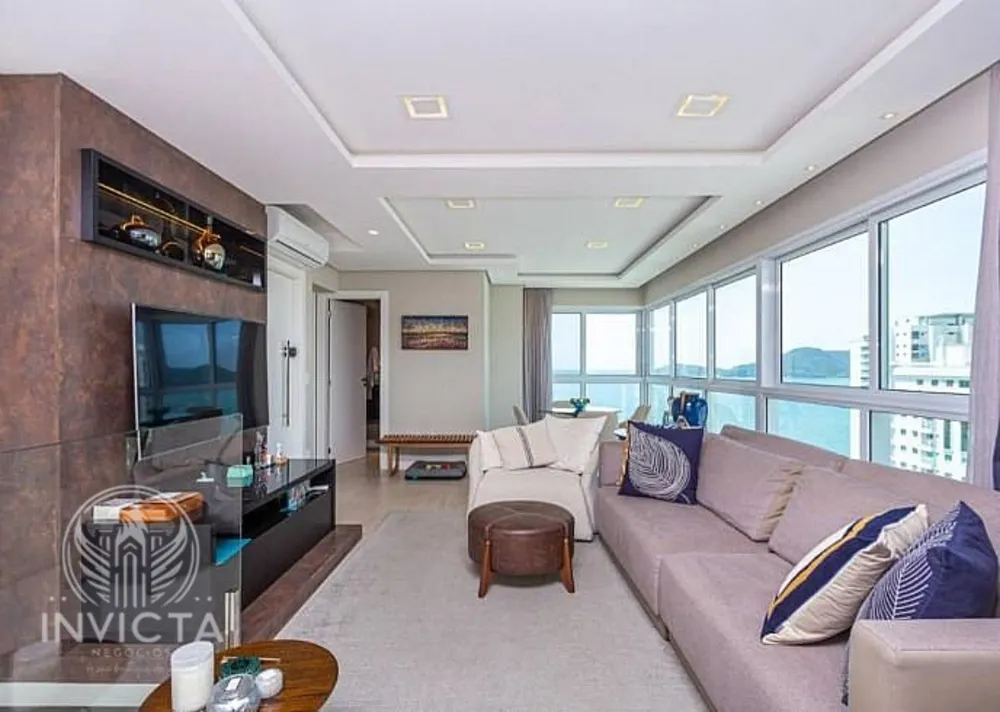 Cobertura, 3 quartos, 222 m² - Foto 1